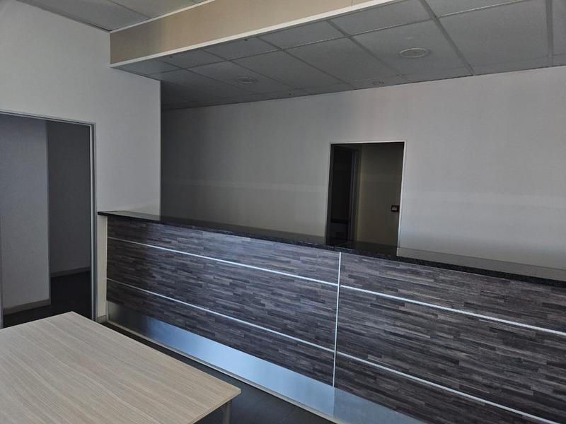 To Let commercial Property for Rent in Parow East Western Cape